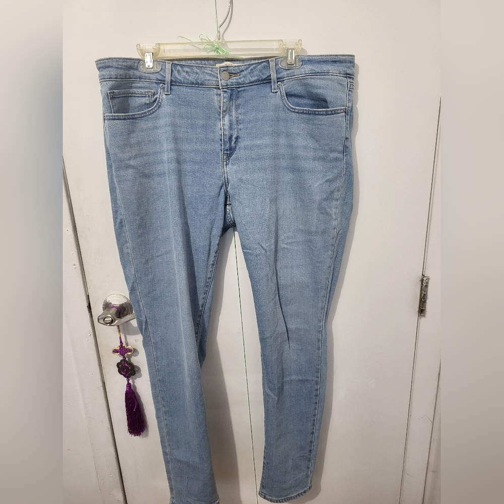 Levi's 711 skinny Jeans